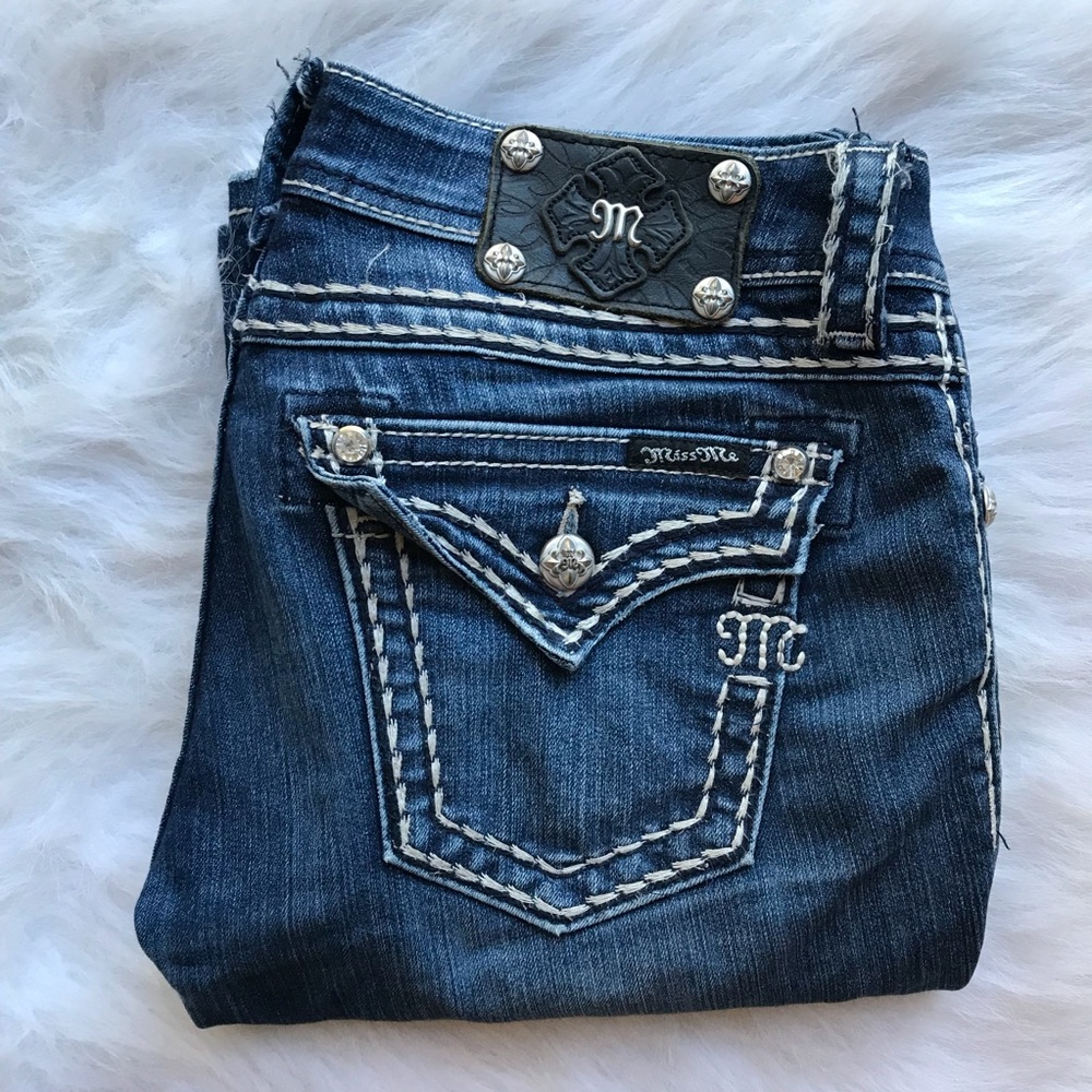 Miss Me Bootcut Jeans - Picture 4 of 6